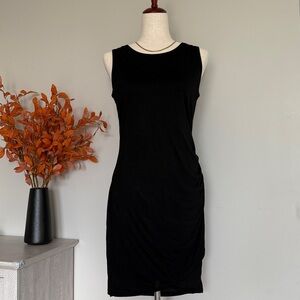 Elegant Black Sleeveless Dress